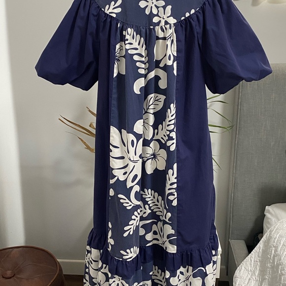 Lucky You Hawaii Muu Muu Midi - Picture 3 of 6